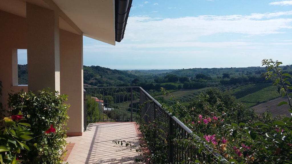La Casa Di Stefania Apartman Pollutri Kültér fotó